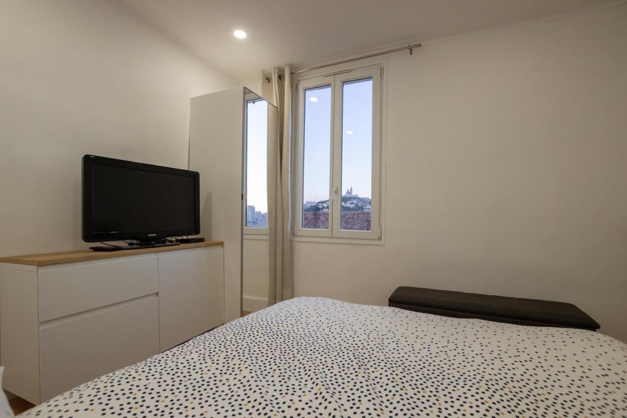 Apartment T2 Panier Vieux-port Vue Notre Dame De La Garde Marseille